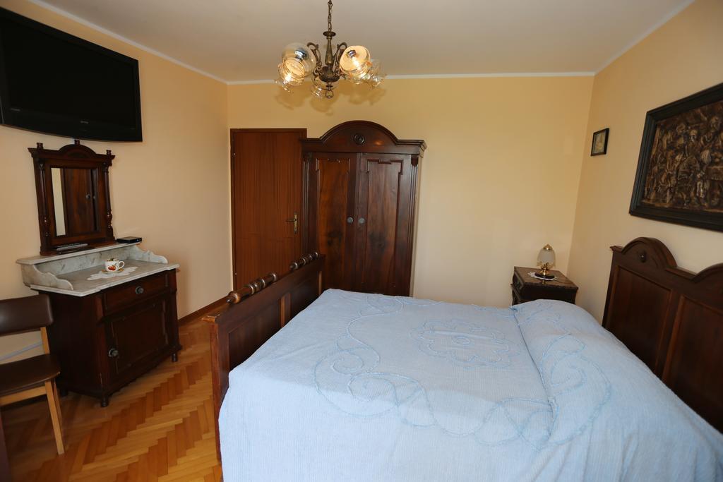 Mejak & Bordon Villa Secovlje Luaran gambar